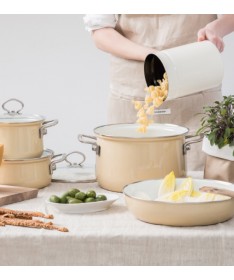 RIESS - Garnek wysoki z pokrywą 4,0l 20cm Avorio