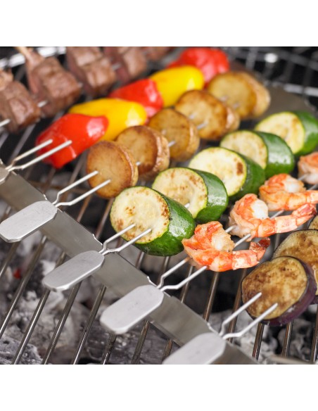 Stojak ze szpikulcami na szaszłyki 6 szt BBQ - Roesle