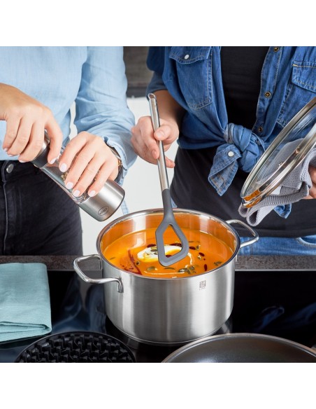 Łyżka z otworem Basic Line 32cm - Roesle