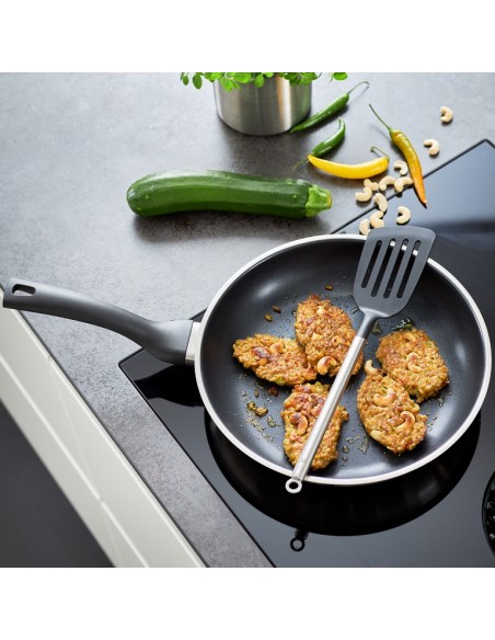 Łopatka do patelni Basic Line 34cm - Roesle