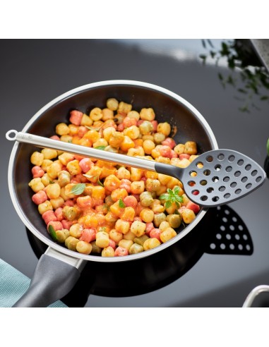 Łyżka cedzakowa Basic Line 32cm - Roesle