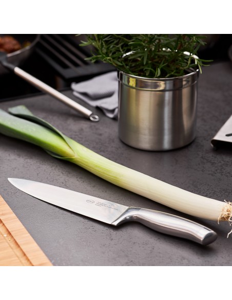 Nóż szefa kuchni Basic Line 20cm - Roesle